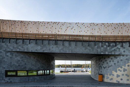 Marina in Tychy / RS + Robert Skitek Marina in Tychy / RS + Robert Skitek - Exterior Photography, Concrete