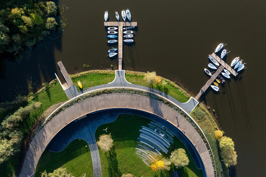 Marina in Tychy / RS + Robert Skitek Marina in Tychy / RS + Robert Skitek - Image 24 of 32