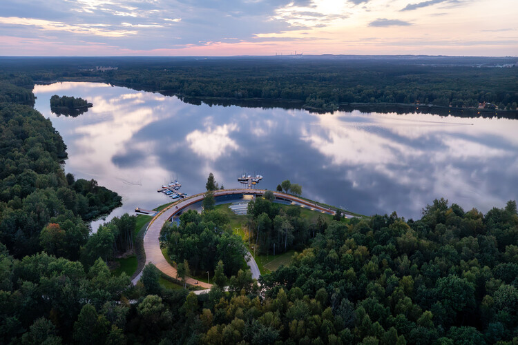 Marina in Tychy / RS + Robert Skitek - Image 2 of 32