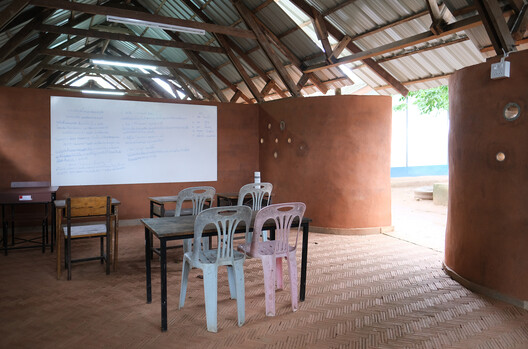Classrooms for New Day School School / Simple Architecture Classrooms for New Day School School / Simple Architecture - Interior Photography, Chair