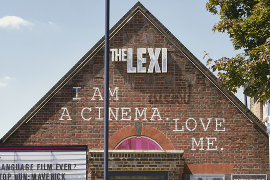 Material Culture and Heritage in Contemporary Cinema Architecture