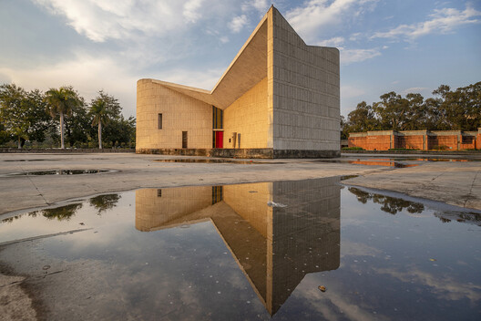 Brasília and Chandigarh: Two Modernist Utopias an Ocean Apart - Image 12 of 24