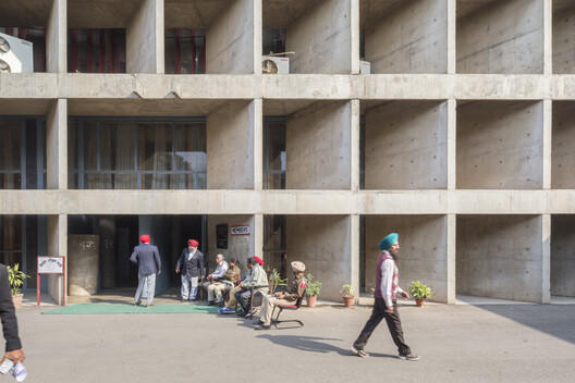 Brasília and Chandigarh: Two Modernist Utopias an Ocean Apart - Image 2 of 24