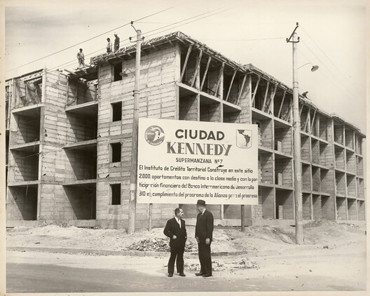 When Modernism Meets Local Resistance: Housing and Urban Friction in Latin America When Modernism Meets Local Resistance: Housing and Urban Friction in Latin America - Image 15 of 25