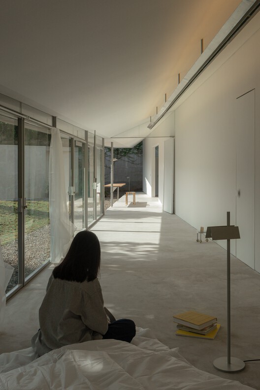 24 m’ House / dua studio 24 m’ House / dua studio - Interior Photography, Concrete