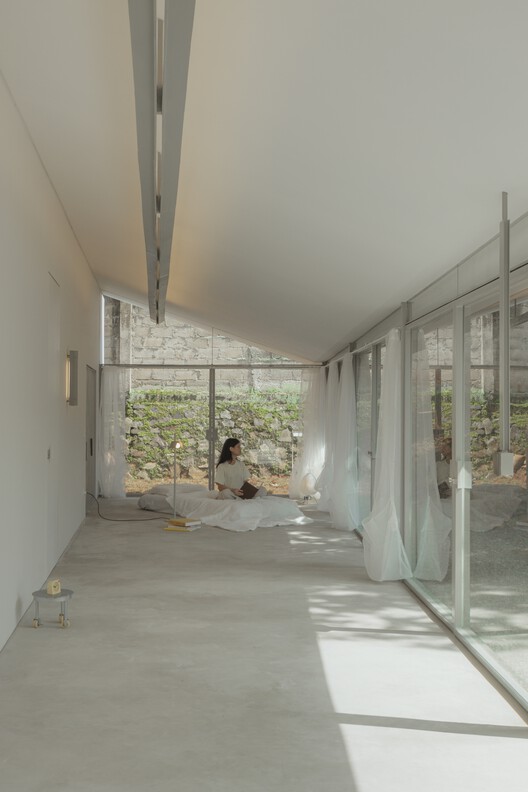 24 m’ House / dua studio 24 m’ House / dua studio - Image 11 of 28