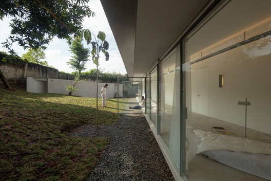 24 m’ House / dua studio 24 m’ House / dua studio - Interior Photography, Concrete