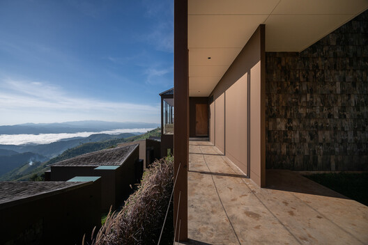 The Wood Cabin / S.O.S Architects - Image 19 of 39
