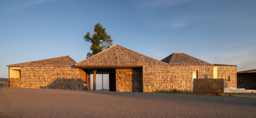 The Wood Cabin / S.O.S Architects - Image 2 of 39