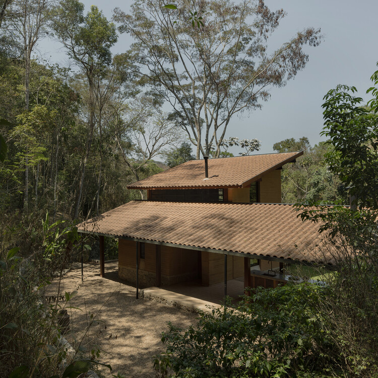 Cabaña del Lago / Matéria Base - Fotografía exterior, Madera