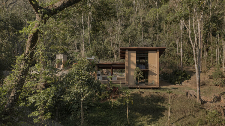 Cabana do Lago / Matéria Base - Casas