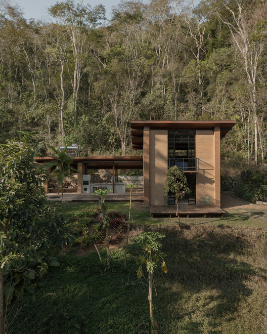 Cabaña del Lago / Matéria Base - Imagen 5 de 38