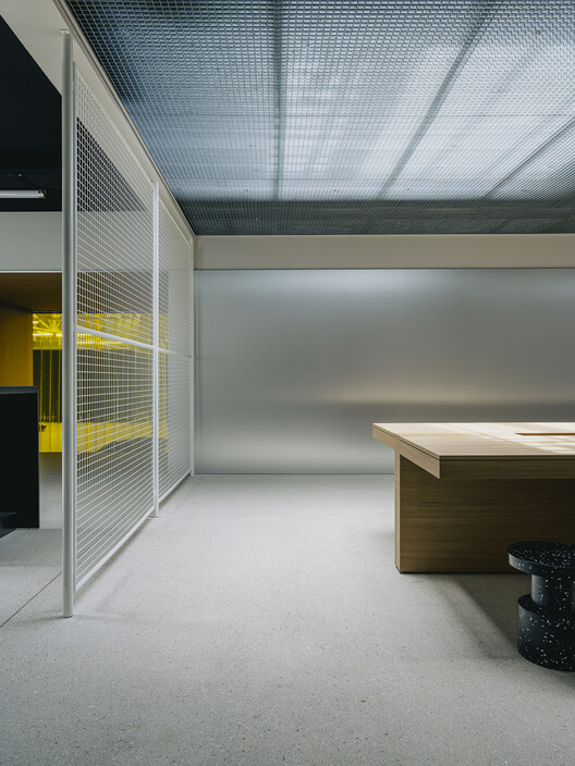 Yard House / Exbrayat Enrico architectes - Interior Photography