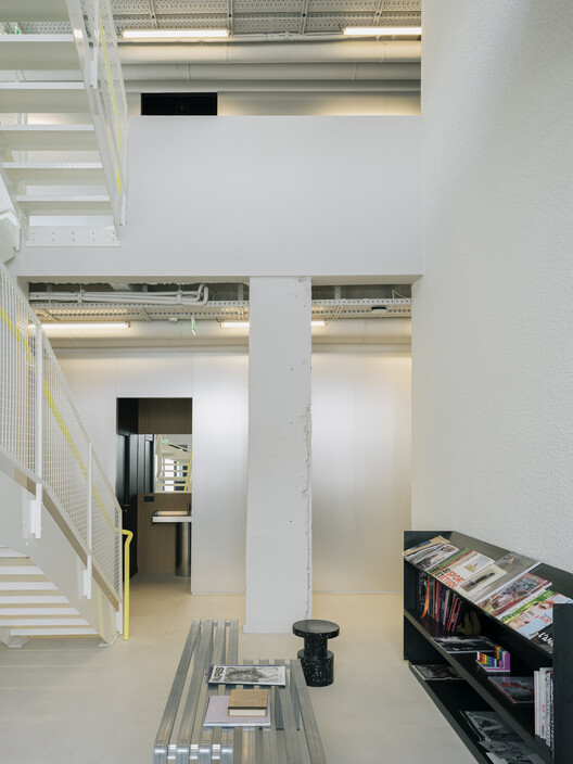 Yard House / Exbrayat Enrico architectes - Interior Photography, Glass