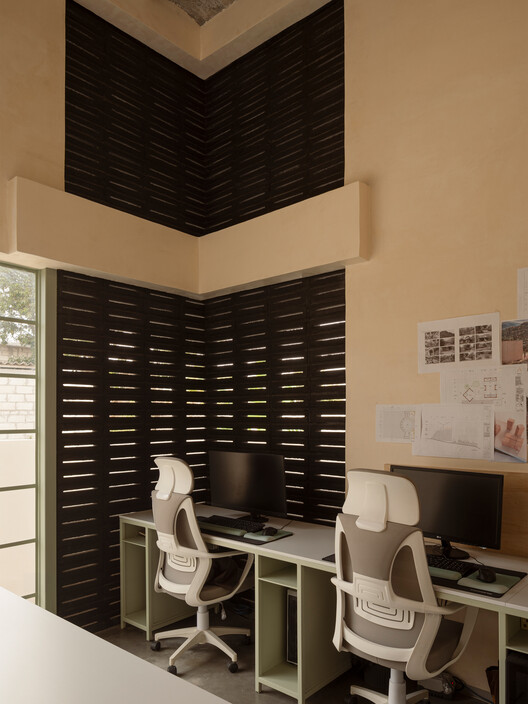 WIDOARQUITECTOS Office / WIDOARQUITECTOS - Interior Photography, Lighting, Chair