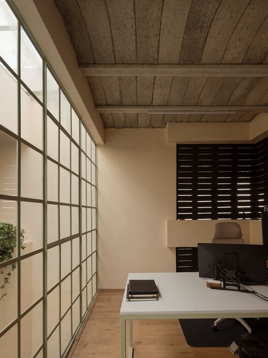 WIDOARQUITECTOS Office / WIDOARQUITECTOS - Interior Photography, Wood, Lighting, Chair, Glass