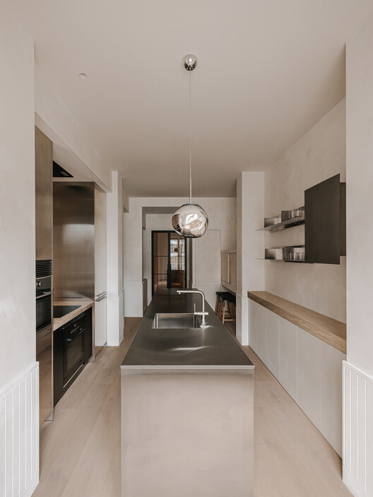 Diagonal Apartment / De la Villa Studio Diagonal Apartment / De la Villa Studio - Interior Photography, Kitchen, Countertop, Wood, Lighting, Glass
