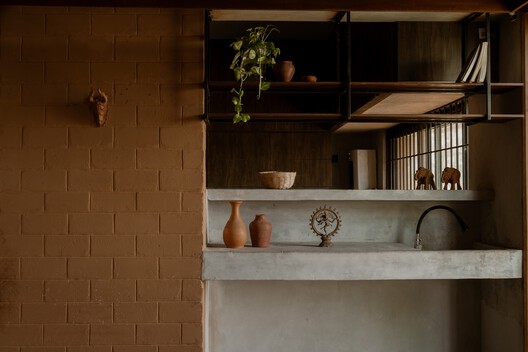 Sudhagar's Mud House / Aagaram Architects - Interior Photography, Kitchen, Wood, Shelving