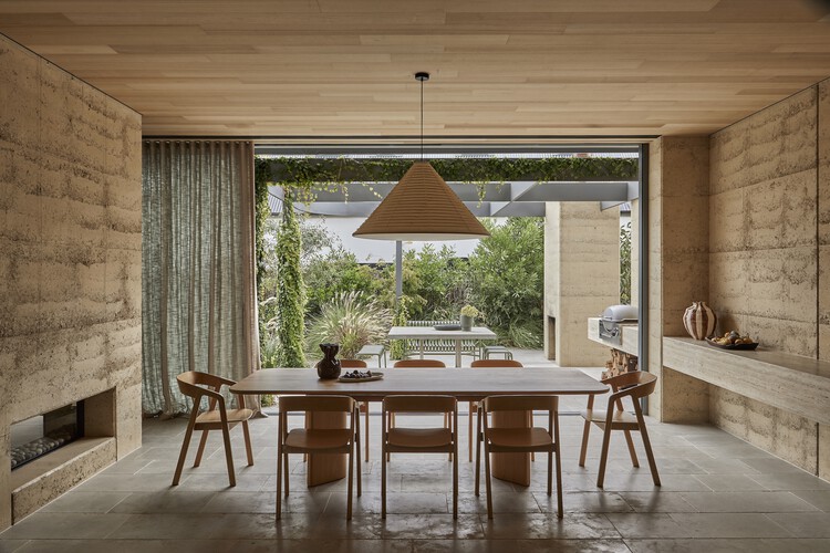 Barwon Dunes House / Eliza Blair Architecture - More Images