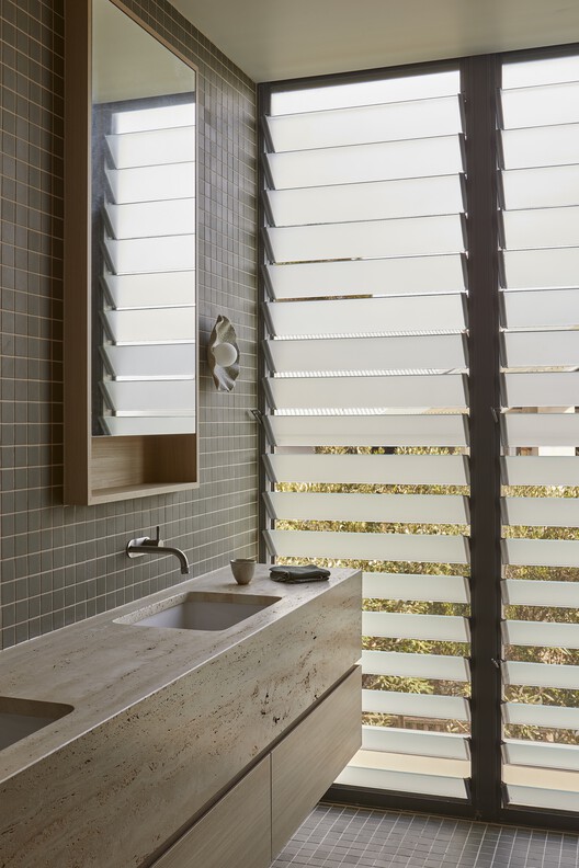 Barwon Dunes House / Eliza Blair Architecture Barwon Dunes House / Eliza Blair Architecture - Interior Photography, Bathroom