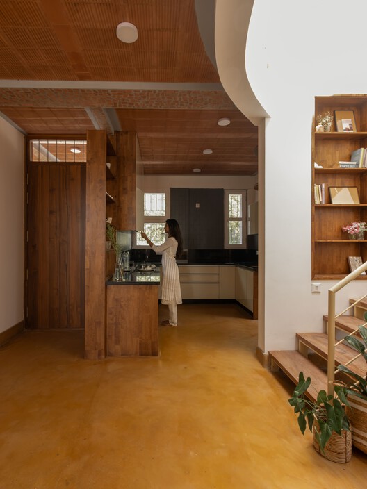 Arth Home / Wright Inspires Arth Home / Wright Inspires - Interior Photography, Wood, Lighting, Door