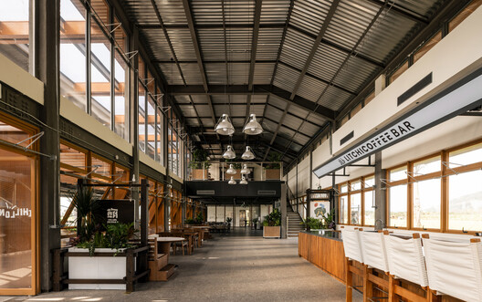 Zhuhai Chillong Dreamland Barn Restaurant / SHUISHI - Image 12 of 35