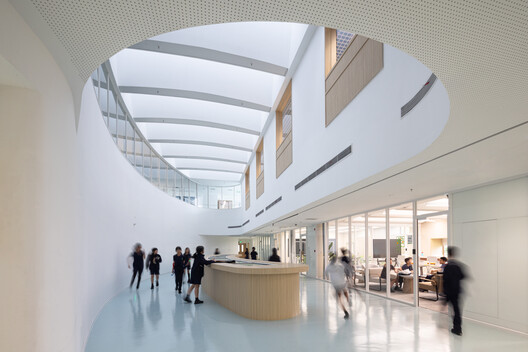 Anna Pao Sohmen Centre at YK Pao School / Scenic Architecture Office Anna Pao Sohmen Centre at YK Pao School / Scenic Architecture Office - Interior Photography