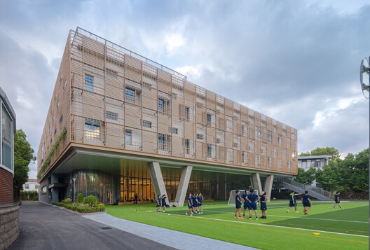 Anna Pao Sohmen Centre at YK Pao School / Scenic Architecture Office Anna Pao Sohmen Centre at YK Pao School / Scenic Architecture Office - Exterior Photography