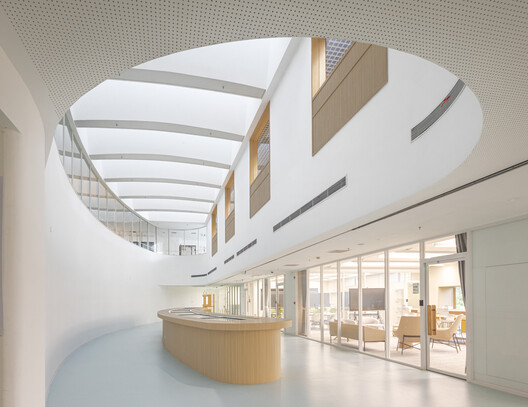 Anna Pao Sohmen Centre at YK Pao School / Scenic Architecture Office Anna Pao Sohmen Centre at YK Pao School / Scenic Architecture Office - Image 18 of 53