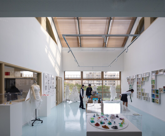 Anna Pao Sohmen Centre at YK Pao School / Scenic Architecture Office Anna Pao Sohmen Centre at YK Pao School / Scenic Architecture Office - Interior Photography