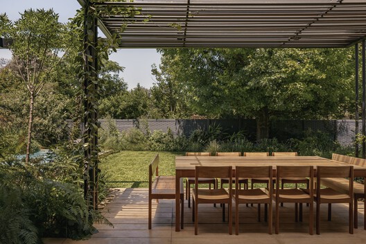 House JR / Gonzalo Bardach arquitectura House JR / Gonzalo Bardach arquitectura - Exterior Photography, Wood, Garden, Patio, Chair, Deck