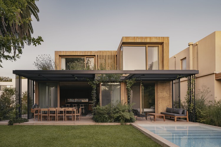 Casa JR / Gonzalo Bardach arquitectura - Fotografía exterior, Balcón