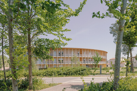 Cornebarrieu Social Housing / Atelier Régis Roudil Architectes Cornebarrieu Social Housing / Atelier Régis Roudil Architectes - Exterior Photography