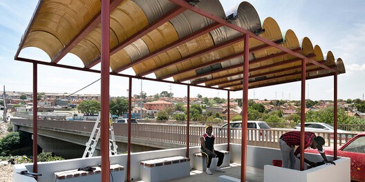 Safety Shelters / Paulo Moreira Architectures Safety Shelters / Paulo Moreira Architectures - Interior Photography, Beam