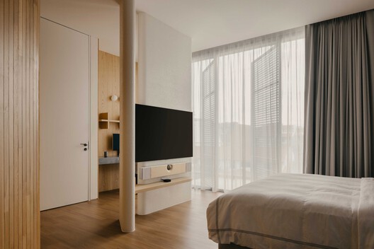 Node House / Ming Architects Node House / Ming Architects - Interior Photography, Bedroom, Wood, Bed, Chair