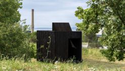 Black Thought Pavilion / Alberto Collet + Çisem Nur Yıldırım + MEDS (Meetings of Design Students)