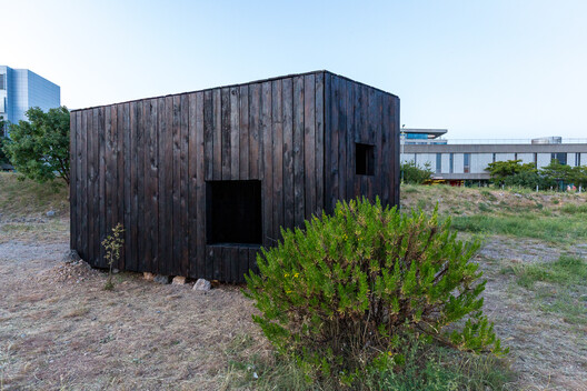 Black Thought Pavilion / Alberto Collet + Çisem Nur Yldirim + MEDS (Meetings of Design Students) Black Thought Pavilion / Alberto Collet + Çisem Nur Yldirim + MEDS (Meetings of Design Students) - Exterior Photography, Wood