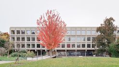 Vertical Extension and Refurbishment of Collège Rousseau / Burckhardt