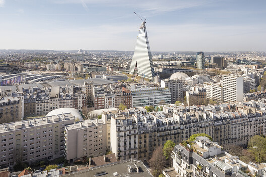 Herzog & de Meuron's Triangle Tower in Paris Nears Completion, Captured by Stefano Candito Herzog & de Meuron's Triangle Tower in Paris Nears Completion, Captured by Stefano Candito - Image 2 of 9