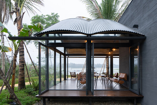 LUXEFARM Waterbird Park Pavilion / Atelier OO LUXEFARM Waterbird Park Pavilion / Atelier OO - Exterior Photography, Wood, Deck