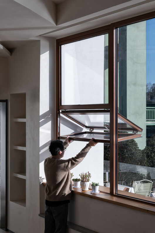 西茶谷茶咖：消隐于茶田的观景容器 / 江苏省院安徽分院 - 室内图, 玻璃