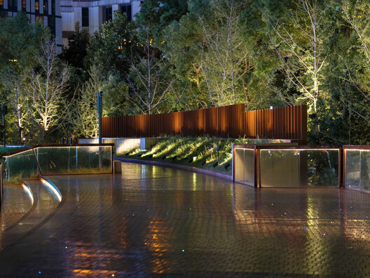 The Ecological Kaleidoscope of East Nanjing Road: Century Square Reborn / EMBT + TJAD The Ecological Kaleidoscope of East Nanjing Road: Century Square Reborn / EMBT + TJAD - Image 30 of 41