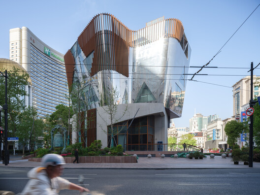 The Ecological Kaleidoscope of East Nanjing Road: Century Square Reborn / EMBT + TJAD The Ecological Kaleidoscope of East Nanjing Road: Century Square Reborn / EMBT + TJAD - Exterior Photography, Facade