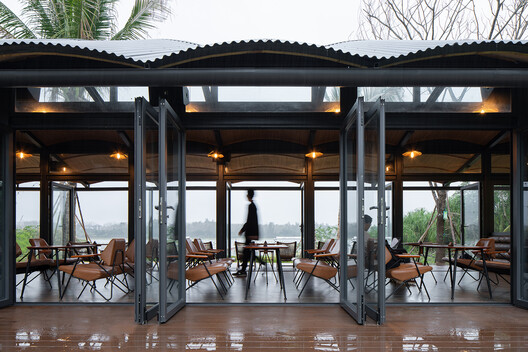 LUXEFARM Waterbird Park Pavilion / Atelier OO