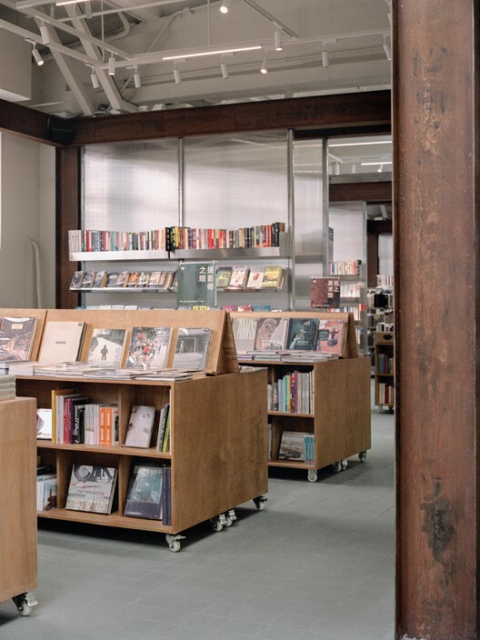 Deja Vu Recycled Store / Offhand Practice - Interior Photography, Closet, Shelving