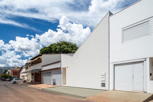 710 House / BLOCO Arquitetos - Exterior Photography, Concrete