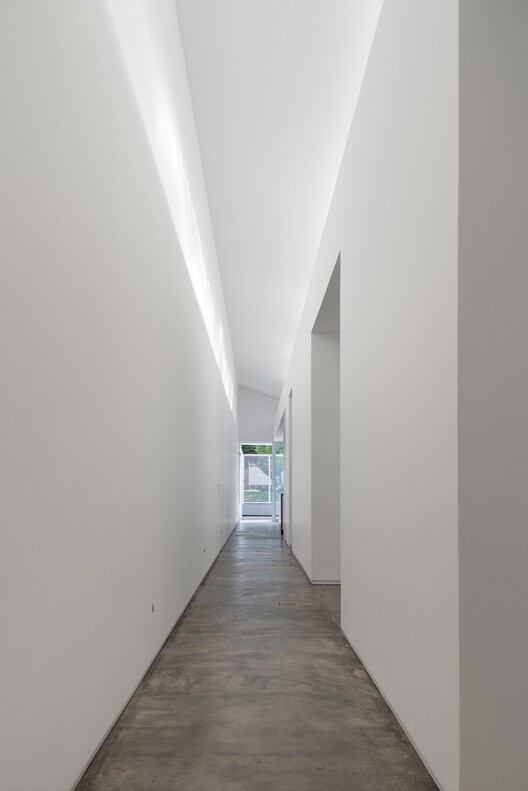 710 House / BLOCO Arquitetos - Image 23 of 37
