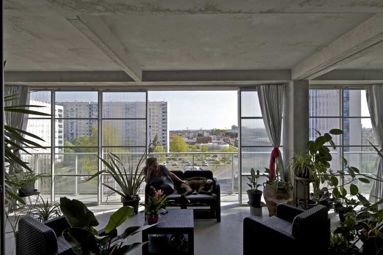 Designed to Repeat, Forced to Adapt: The Parallel Architecture of Socialist Housing - Image 13 of 15