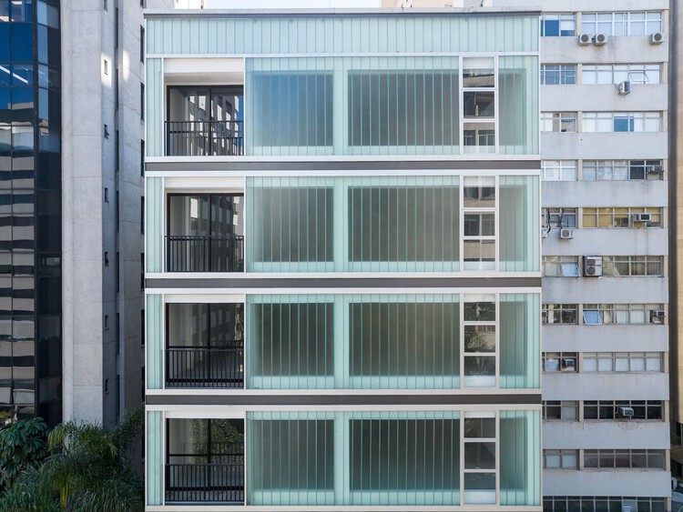Designed to Repeat, Forced to Adapt: The Parallel Architecture of Socialist Housing - Image 15 of 15