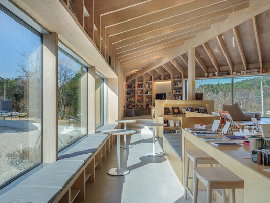 Second Chance Library / ODDs&ENDs architects Second Chance Library / ODDs&ENDs architects - Interior Photography, Dining room, Wood